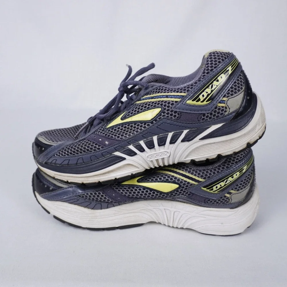 Brooks Dyad 7 Y2K Retro Black Silver Running Shoes 1101211D172 Mens Size 8 Med B